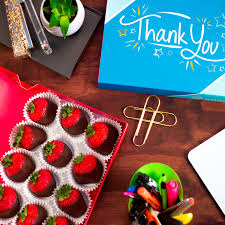 10 awesome employee gift ideas edible