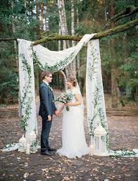 20 Outdoor Tree Wedding Backdrops And