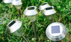 6 reasons why solar lights come on