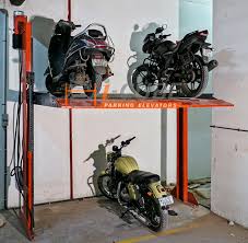 hydraulic two wheeler lift