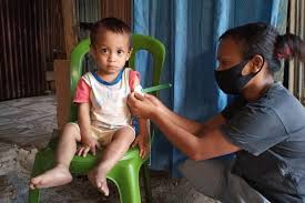 Pita LiLA membantu keluarga melindungi anak dari kondisi gizi buruk selama  pandemi | UNICEF Indonesia