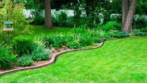 When you're looking to spruce up landscaping, there are a wealth of options. 21 Best Front Yard Landscape Ideas Easy Landscaping Tips