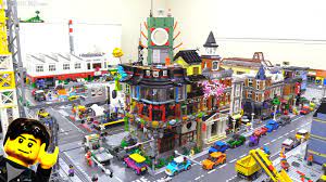 Ninjago City 70620 vs. LEGO Creator modular buildings