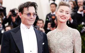 Amber heard was born on tuesday and have been alive for 12,547 days, amber heard next b'day will be after 7 months, 25 days, see detailed result below. Johnny Depp Amber Heard Celebrity Couples With Large Age Gaps Goodlife