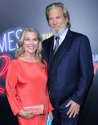 Find the perfect jeff bridges and wife stock photos and editorial news pictures from getty images. Jeff Bridges Shares The Secret To His 43 Year Marriage It Was Love At First Sight People Com