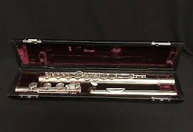 Musical Instrument W T Armstrong Model 104 Flute In Hard
