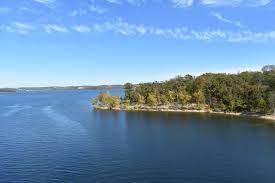 discover the deepest lake in missouri