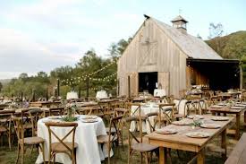 barn weddings diy wedding decor