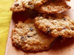 chewy oatmeal raisin cookies recipe