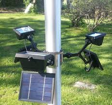 Extreme Commercial Solar Flagpole Light 360 Degrees