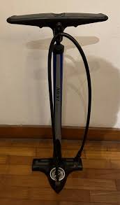floor pump for road and mountain bike