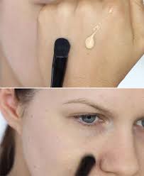 how to make pores smaller with makeup