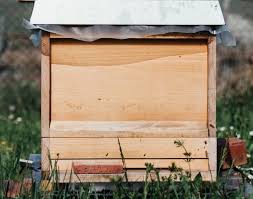 35 free diy beehive bee accessory