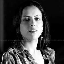 Amira Chebli est actrice tunisienne, formée à l&#39;école des Beaux-arts de Tunis. - Democratie_Zero_Amira