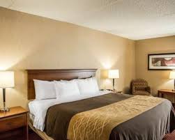 pet friendly hotels in franklin oh