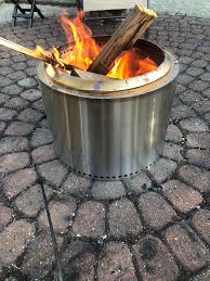 Gabe3099 published february 15, 2021 46 views. Finally Tried Out The Solo Stove Bonfire I Had My Doubts But It Worked Great And No You Re Not Supposed To Overfill The Pit I M So Relived To Have The Screen On
