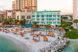 hotels near crystal beach florida in