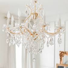 A Guide To Chandelier Crystals Design