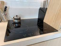 Chipped Glass Induction Cooktop
