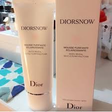 diorsnow white reveal gentle purifying