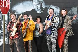 Home - Red Elvises