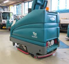 d right cleaning equipment floor