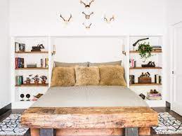 decorate above the bed