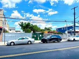 queens ny commercial land