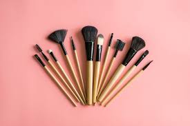makeup tools to avoid skin infections