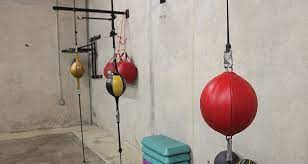 The height of the bags can be adjusted according to your workout requirements. How To Use A Double End Bag Guide Tips Mma Station