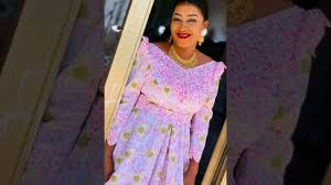 A wide variety of bazin dresses options are available to you, such as supply type, ethnic region, and age group. Tami5h7 Images Bazin Deux Tons Model Bazin Femme 2019 Exclaimhere Robe De Mariee Africaine En Bazin Vanii Lov Modele Femme