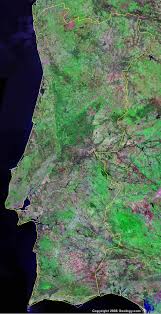 Több száz belgium indulású, portugália érkezésű járatot hasonlítunk össze az összes főbb légitársaság és utazási iroda kínálatából, mutatva önnek, hogy hol repülhet közvetlenül. Portugal Map And Satellite Image