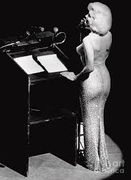 Even as we mark her 90th birthday today we remain under her spell, so. Marilyn Monroe Singing Happy Birthday By Bettmann