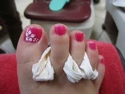Flowers, and dots, and glitter, oh my! Flower Design Pedicure Designs Toenails Toe Nail Flower Designs Pedicure Designs