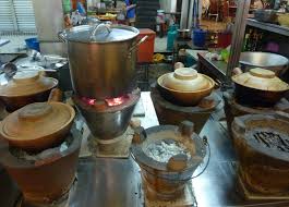 After washing, make sure the pot is thoroughly dry before storing it. Best Malaysian Food Essential Eating In Malaysia Food Guide
