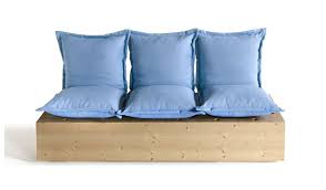 The family diy pallet fabric sofa bed blueprint 42 Diy Sofa Plans Free Instructions Mymydiy Inspiring Diy Projects