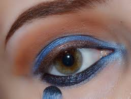 blue brown smokey eye beauty