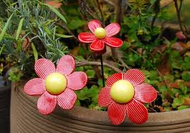 Daisy Flowers Ceramic Garden
