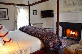 New England Inns With Fireplaces New