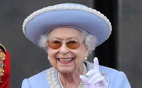 London kicks off Queen Elizabeth II's historic Platinum Jubilee  celebrations | The Times of Israel