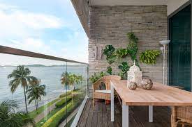 balcony for outdoor dining
