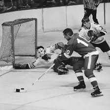 18 hours ago · hall of fame hockey goaltender tony esposito died tuesday at age 78 after a battle with pancreatic cancer, according to a statement from the chicago blackhawks. Xy2 Zblwogbw8m