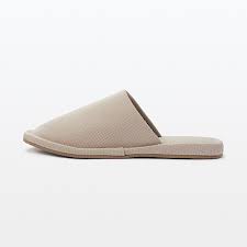 slippers with no left and right m23 5