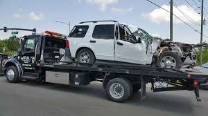 Finding the perfect buyer who buys junk cars is not always easy. Cash For Junk Cars Kissimmee Arm Towing Service 321 460 7721