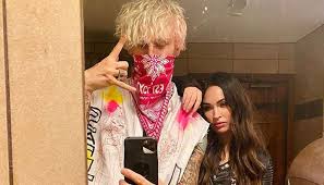 Megan fox is an american actress known for her featured role in the 'transformers' film series. Mgk Posts Pda Filled Photos With Girlfriend Megan Fox A Day After Halsey S Pics Upset Her