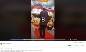 Selamat berpuasa dan beribadah di bulan ramadhan kepada allah. Tidak Video Ini Tidak Menunjukkan Seorang Muslim Salat Di Kuil Sikh Di Johor Bahru Malaysia Di Mana Seorang Anggota Parlemen Ikut Acara Buka Puasa Lintas Agama Periksa Fakta