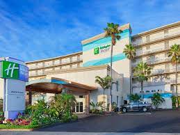 Home to the only bar on the sand, beach house hilton head, a holiday inn resort® stands out among oceanfront hotels on the beach. Preisgunstige Holiday Inn Express Hotels Von Ihg In Daytona Beach