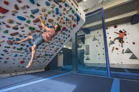 Generally, that means that bouldering doesn't take you too high off the ground. Bouldering London The Best Places To Learn