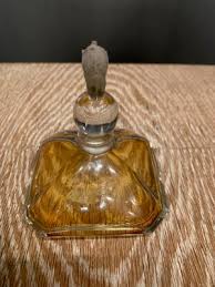baccarat lucky bottle by viard 1913