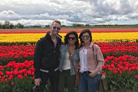 skagit valley tulip festival tour with